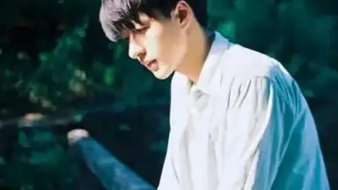 绿军双星闪耀，终结湖人连胜，詹姆斯22分14助难阻败局