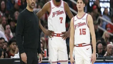 激战昨夜，10胜7平1负，净赚5分！普鲁士能否一鼓作气，攻下胜利堡垒？