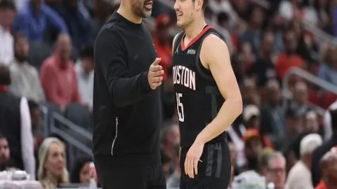 德泽尔比：担任热刺主帅倍感自豪，期待长期执教